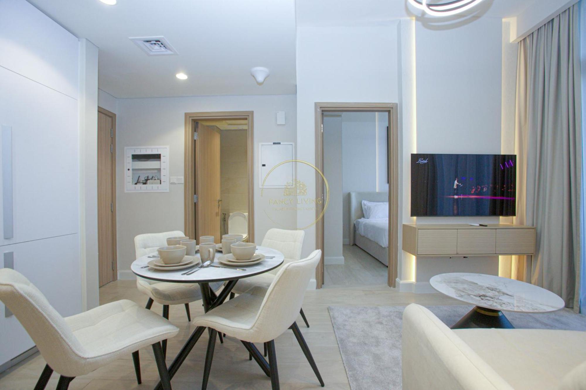 Standard 2Bhk Located In Azizi Riviera 46 ดูไบ ภายนอก รูปภาพ