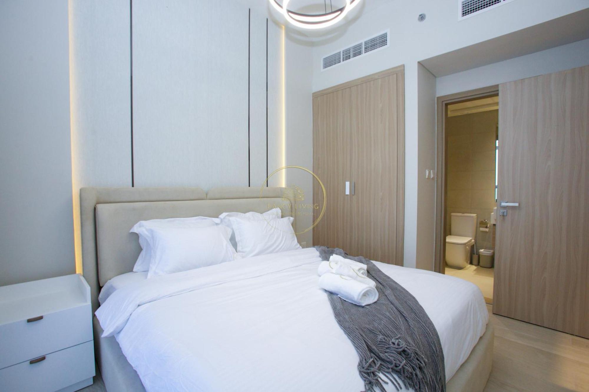 Standard 2Bhk Located In Azizi Riviera 46 ดูไบ ภายนอก รูปภาพ